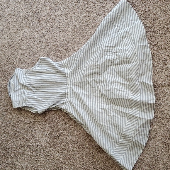 Express Striped Button-up Collared Dress - Picture 5 of 6